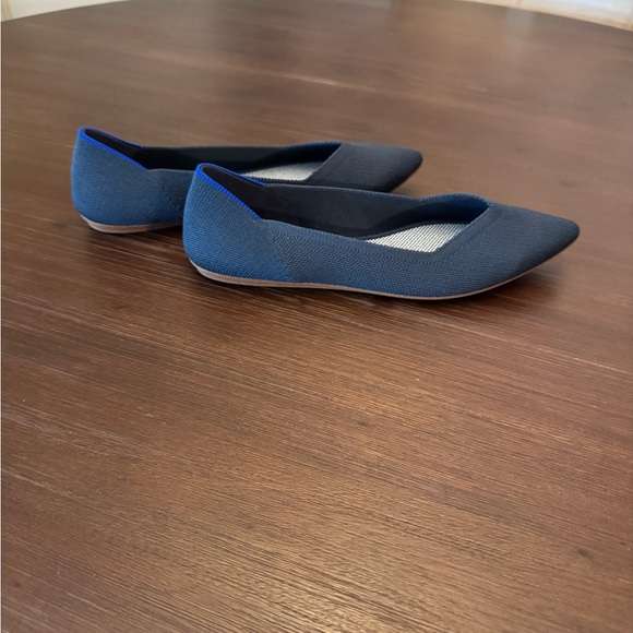 Rothy’s Navy “The Point” Flats - Brand New! - Picture 4 of 7